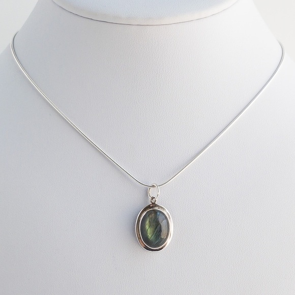 Sterling Silver Necklace Labradorite Pendant Stud Earring Jewelry Set .925 - Picture 4 of 15